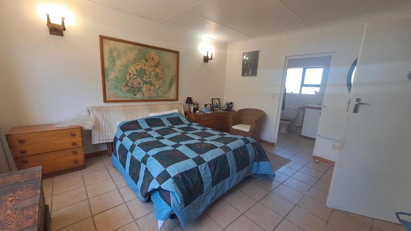 2 Bedroom Property for Sale in Stilbaai Wes Western Cape
